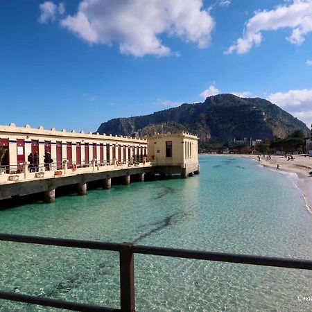 Mondello Villa Mare Exterior photo
