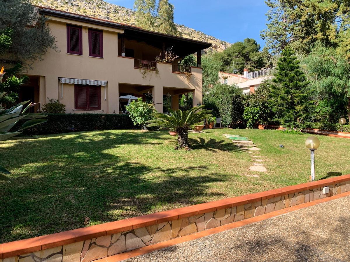 Mondello Villa Mare Exterior photo