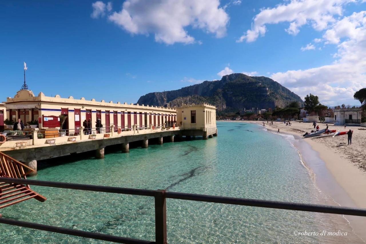 Mondello Villa Mare Exterior photo