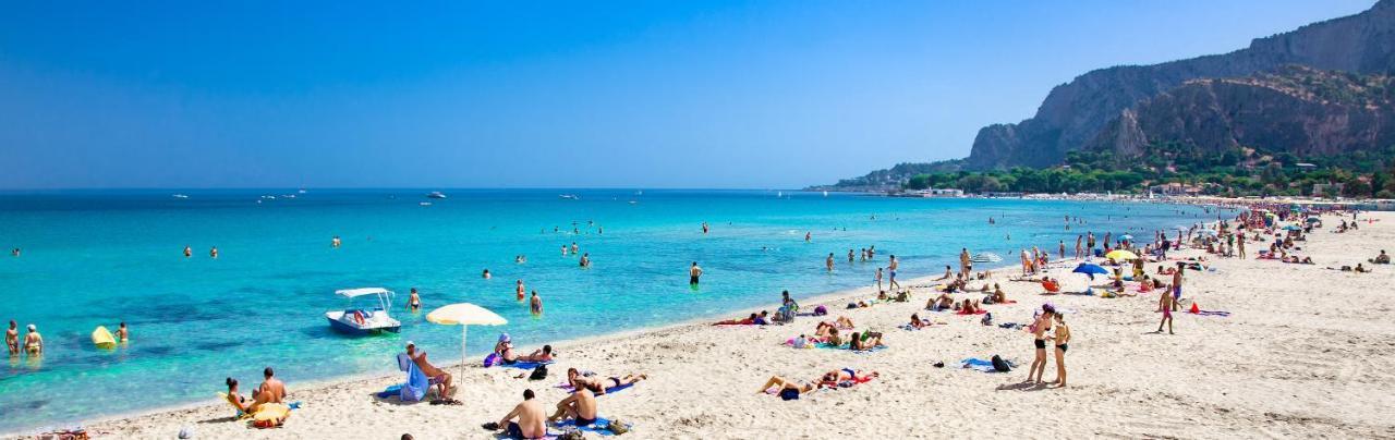 Mondello Villa Mare Exterior photo